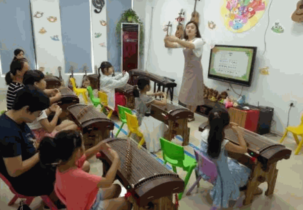 海之音艺术培训中心